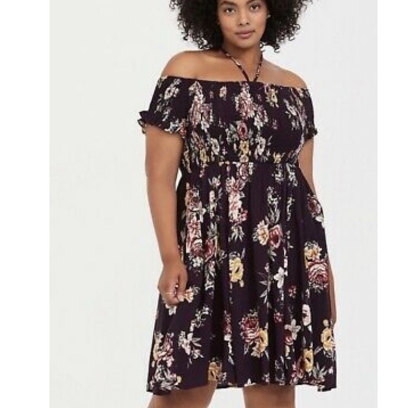 Torrid Halter Smocked Floral Dress Size 4X - Picture 2 of 12